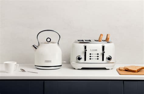 white kettle and matching toaster.